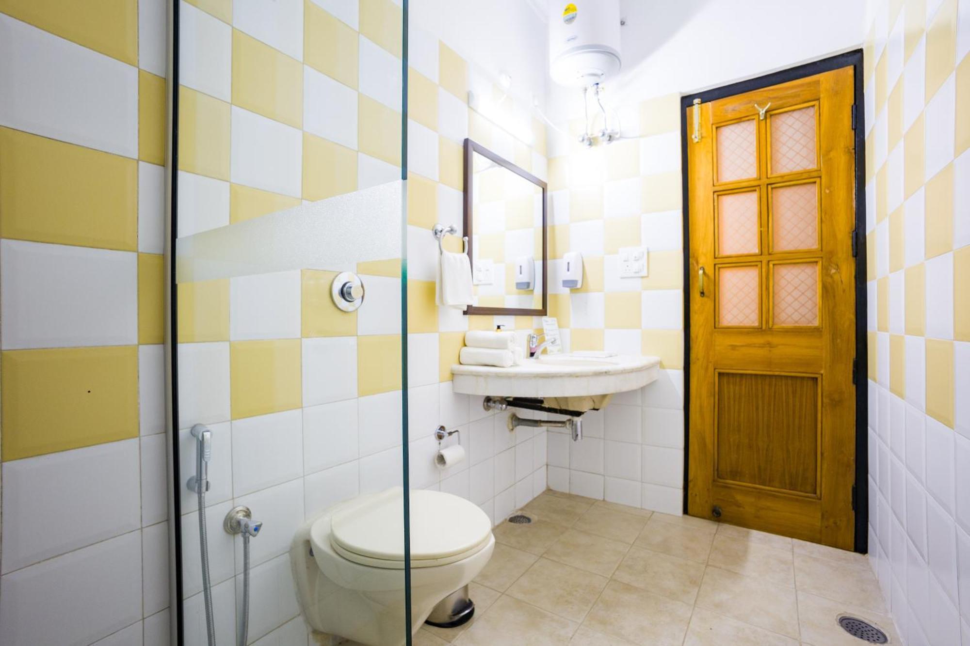 Alaya Stays Mehar Villa - 3 Bhk With Garden & Scenic Views Касаули Экстерьер фото