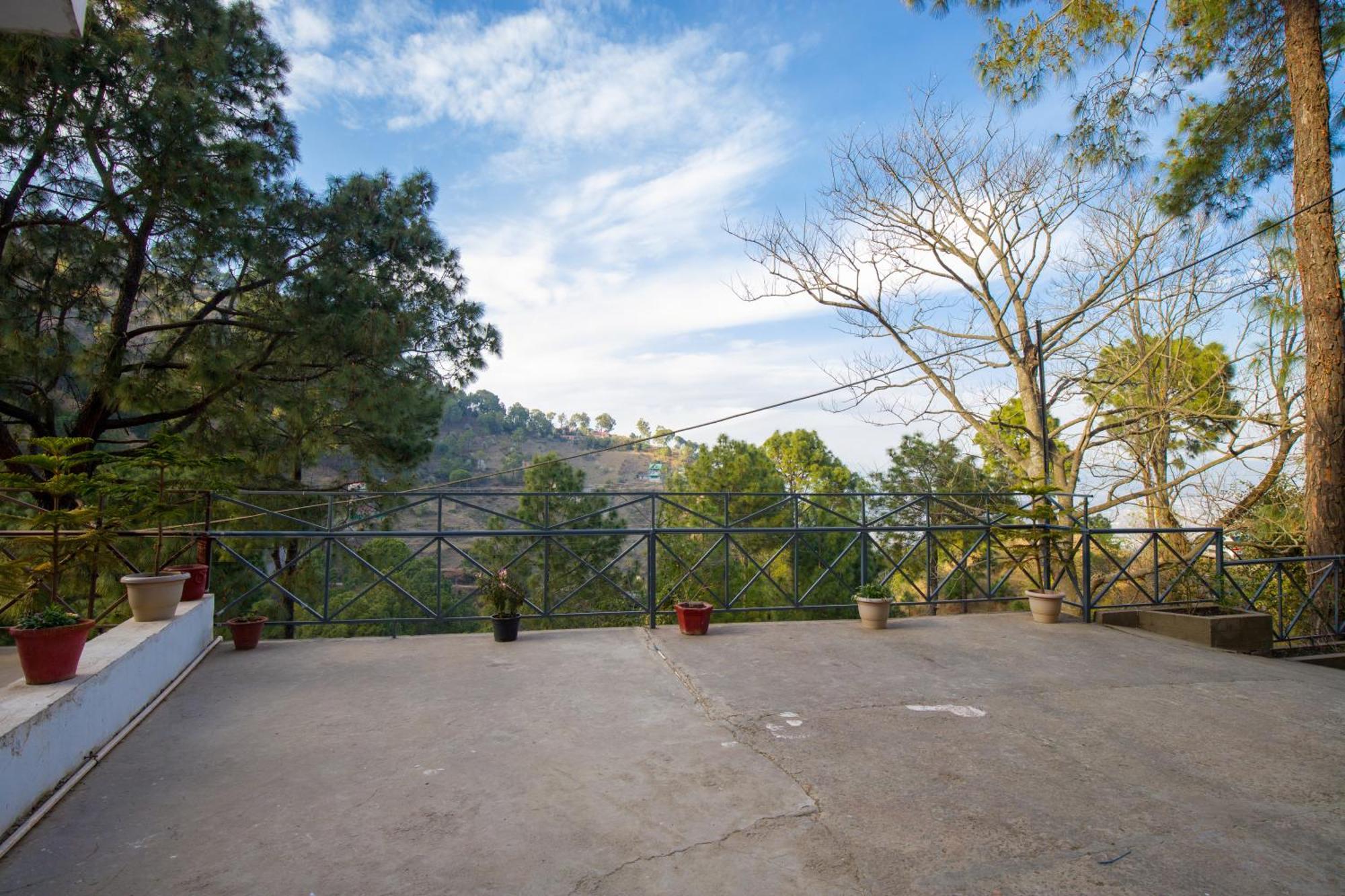 Alaya Stays Mehar Villa - 3 Bhk With Garden & Scenic Views Касаули Экстерьер фото