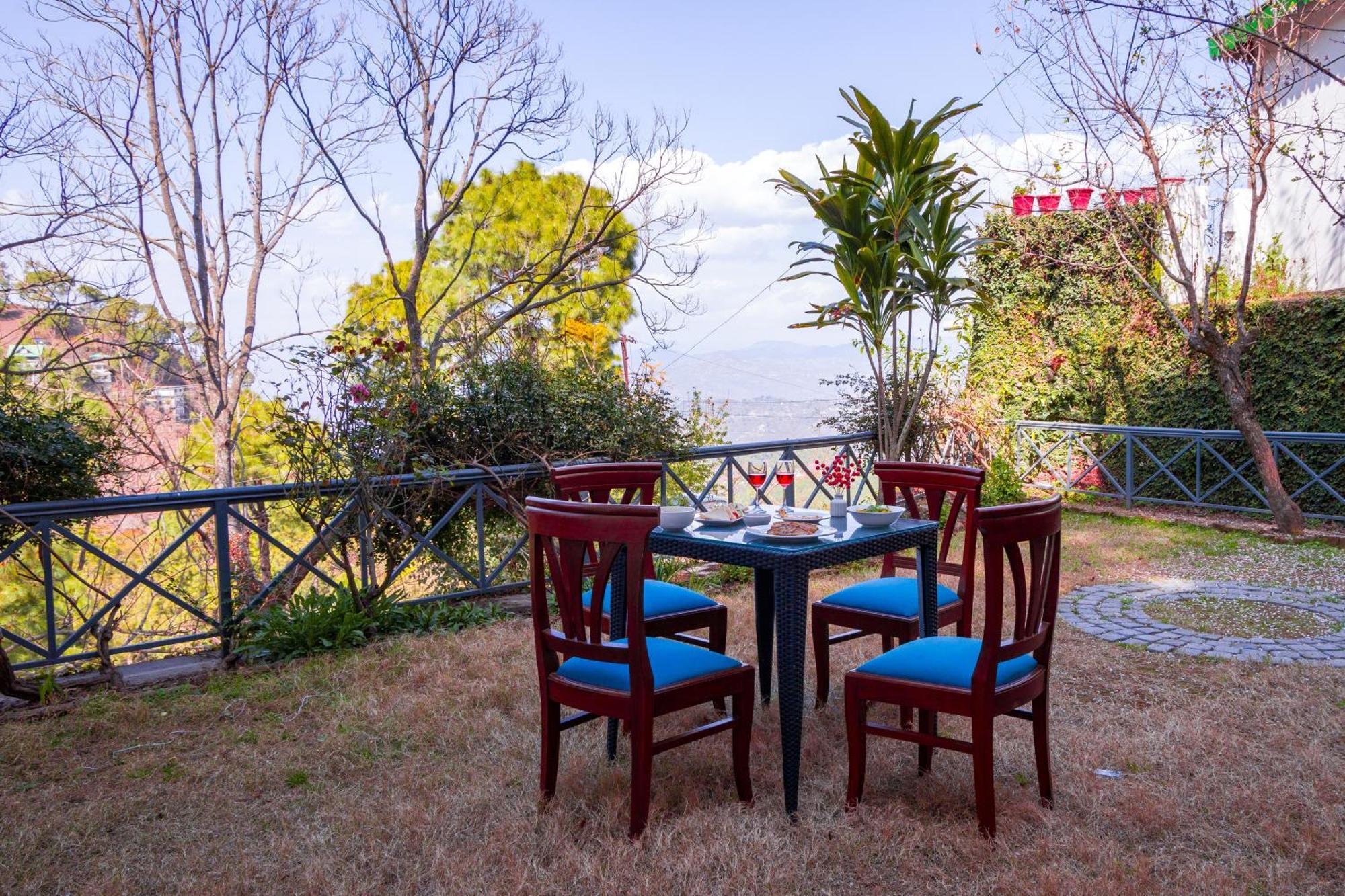 Alaya Stays Mehar Villa - 3 Bhk With Garden & Scenic Views Касаули Экстерьер фото