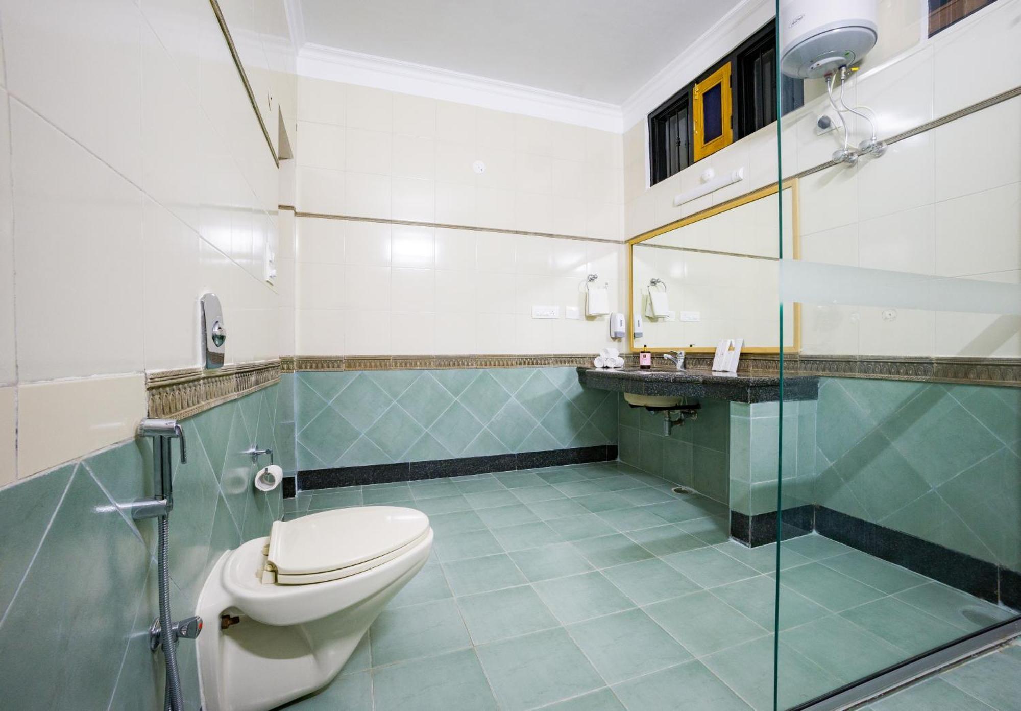 Alaya Stays Mehar Villa - 3 Bhk With Garden & Scenic Views Касаули Экстерьер фото